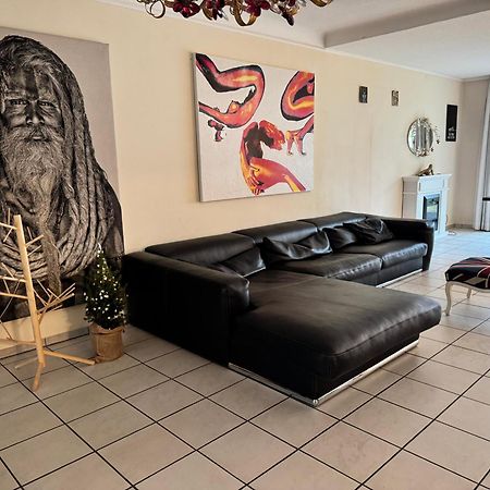 Villa Casa Blanca Mit Privatem Schwimmbad 26 Grad Und Sauna ดุยส์บูร์ก ภายนอก รูปภาพ