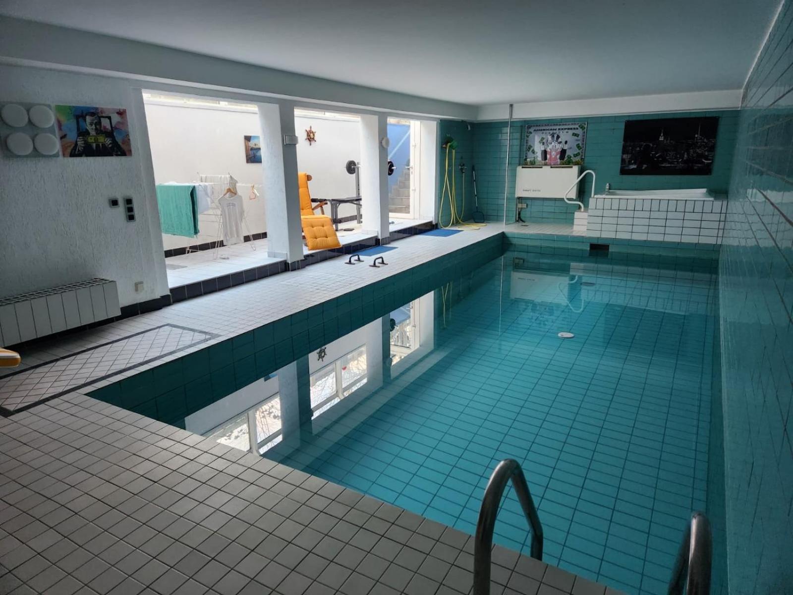 Villa Casa Blanca Mit Privatem Schwimmbad 26 Grad Und Sauna ดุยส์บูร์ก ภายนอก รูปภาพ